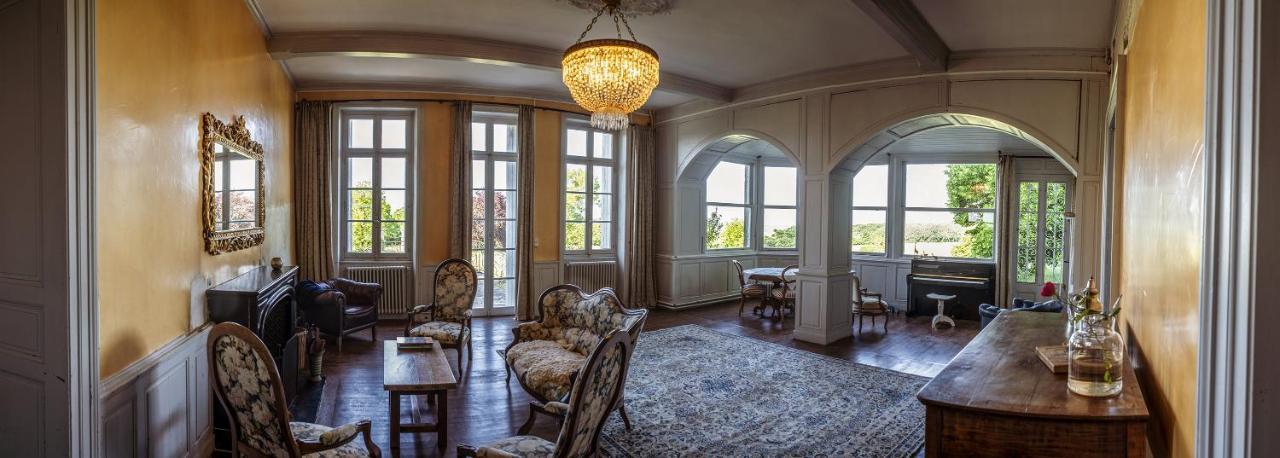 Le Domaine De Langlardie Soudat 외부 사진